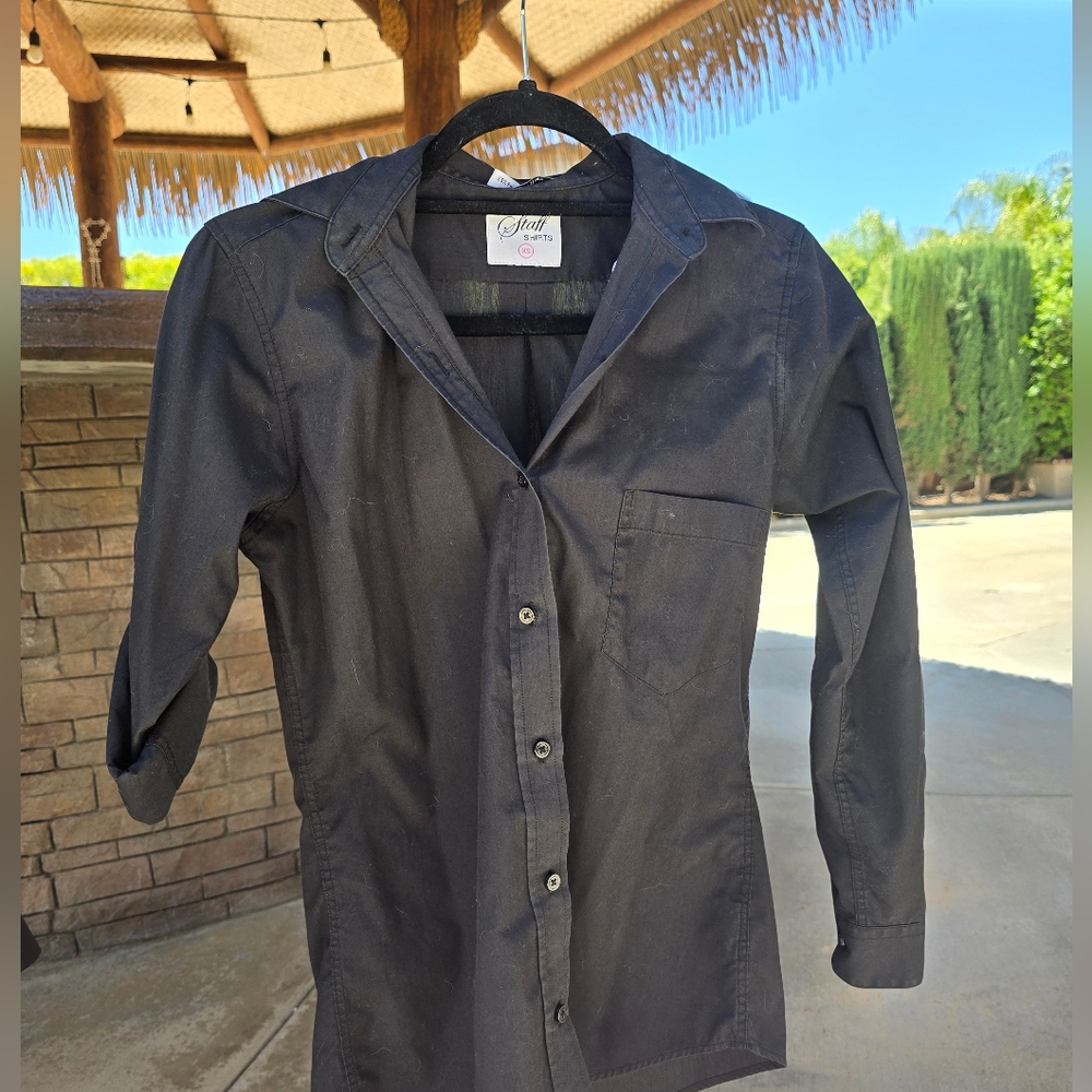 Staff Shirts Black Button-up